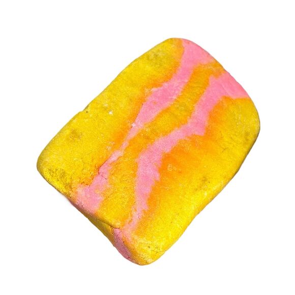 Lush x Beetlejuice Never Trust the Living Bubble Bath Bar Grapefruit Davana NWT - Picture 4 of 9